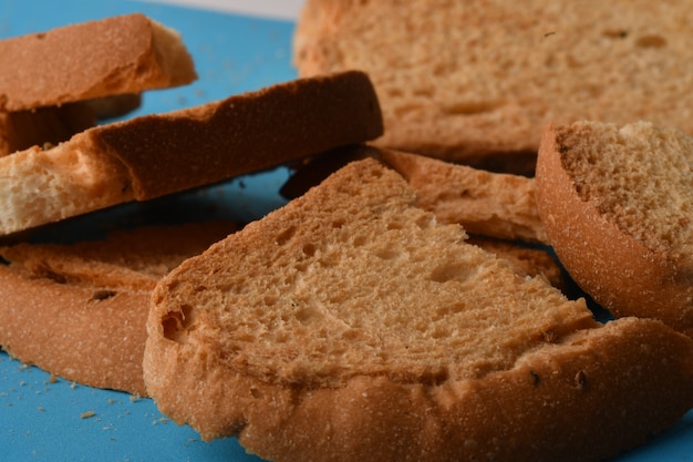 Fette biscottate croccanti o pane tostato per una vita sana