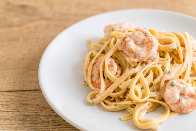 fettuccine con gamberetti