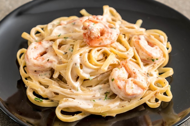 fettuccine con gamberetti