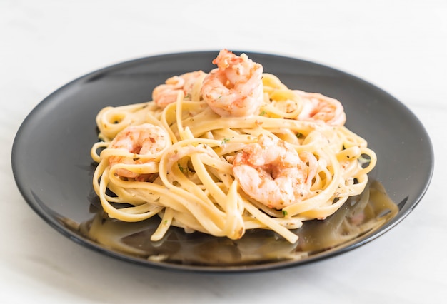 fettuccine con gamberetti