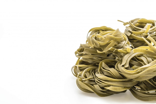 fettuccine di spinaci essiccati