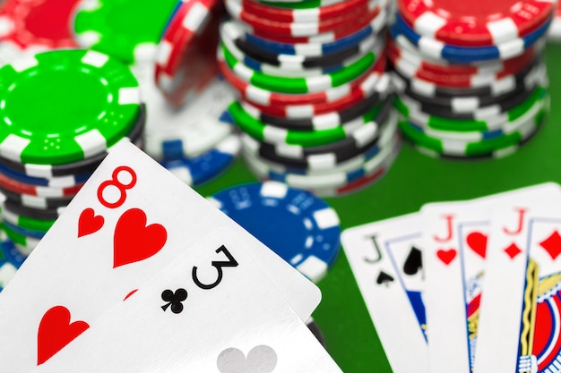 Fiches da poker sul tavolo