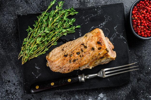 Filetto di maiale intero al barbecue.