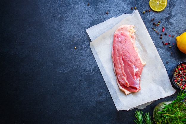 filetto di petto d'anatra crudo