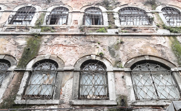 Finestre del vecchio edificio