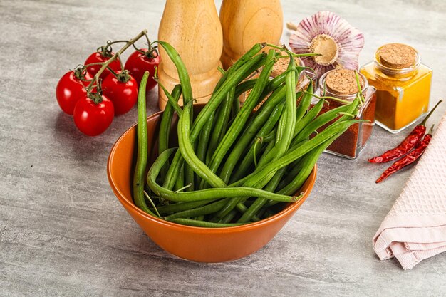 Fiocco di fagioli verdi crudi per la cottura