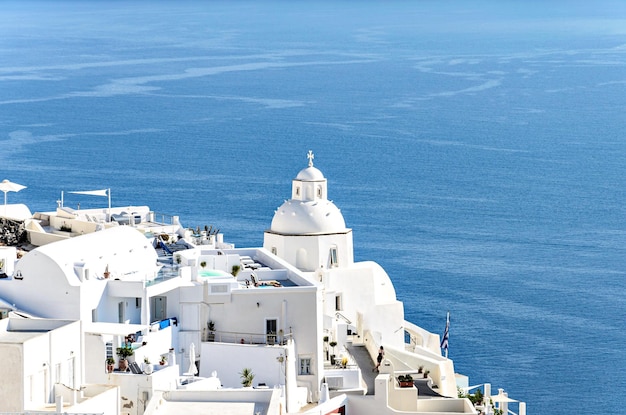 Fira, Santorini (Thira), vedute delle case bianche con le loro strade acciottolate. cicladi, grecia.