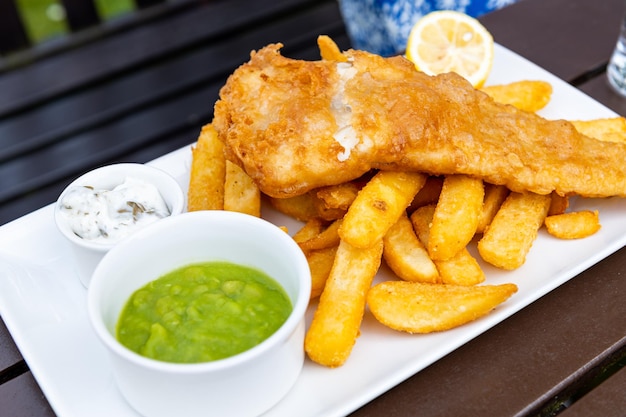 Fish and Chips con piselli