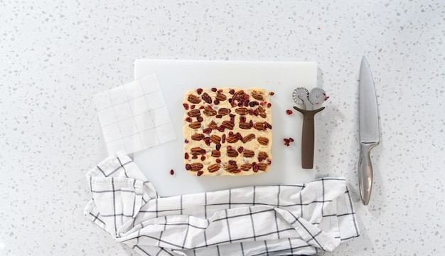 Fondente di noci pecan al mirtillo rosso fatto in casa