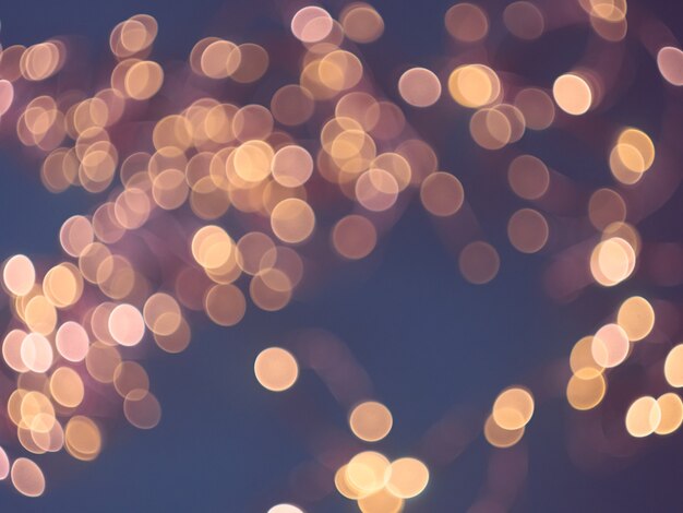 Fondo del bokeh di Natale. Luci di Natale. Bokeh sfocato.