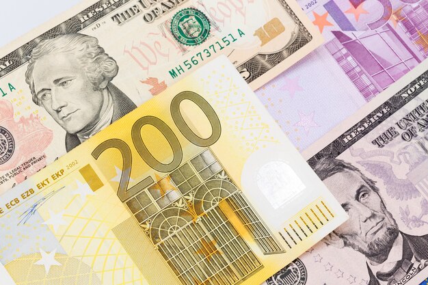 Fondo della banconota dell'euro-dollaro. Foto ad alta risoluzione di soldi.
