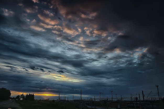 fondo delle nuvole del cielo di primavera /