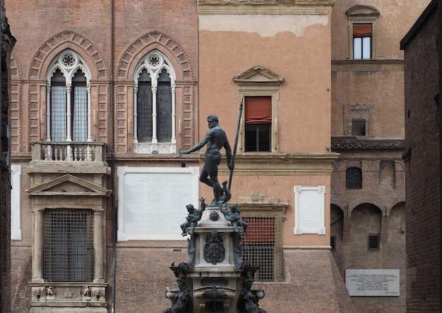 Fontana del Nettuno a Bologna