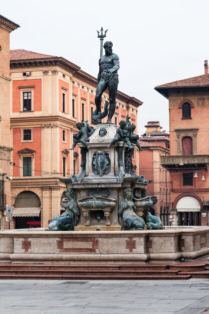 Fontana del Nettuno in Piazza del Nettuno a Bologna