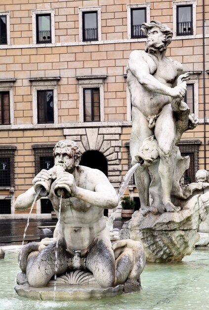 Fontana sulla piazza Navona