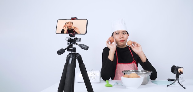 Food blogger chef donna asiatica in streaming live