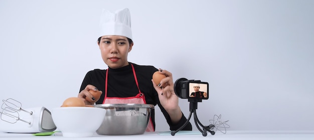 Food blogger chef donna asiatica in streaming live