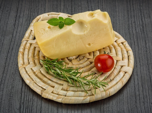 Formaggio Maasdam