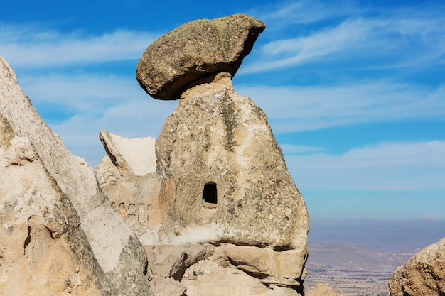 Formazione rocciosa insolita nella famosa Cappadocia, Turchia