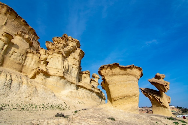 Formazioni naturali rocciose di erosione a Bolnuevo in Spagna