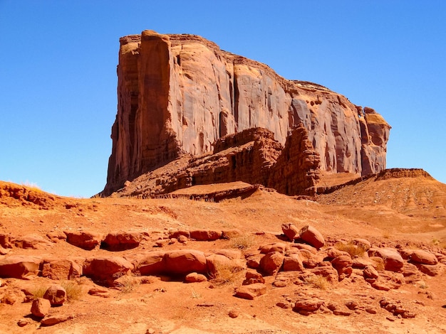Formazioni rocciose contro il cielo limpido Monument Valley
