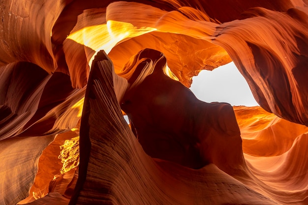 Forme fantastiche in Lower Antelope Arizona Stati Uniti