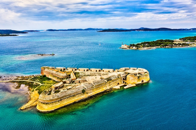 Fortezza di San Nicola al Canale di Sant'Antonio vicino a Sibenik in Croazia