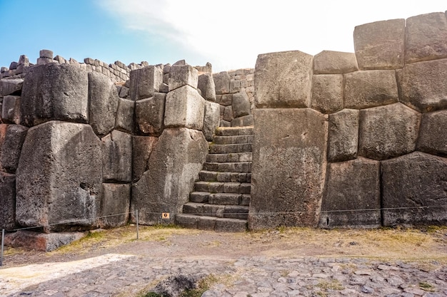 Fortezza Inca del muro di pietra di Sacsayhuaman Cusco Perù