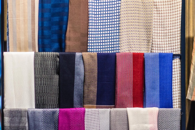 Foto a fotogramma completo di matite multicolori in vendita