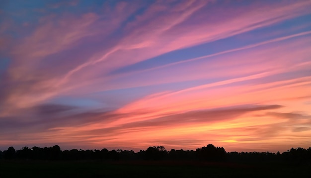 foto bella vista del cielo al tramonto