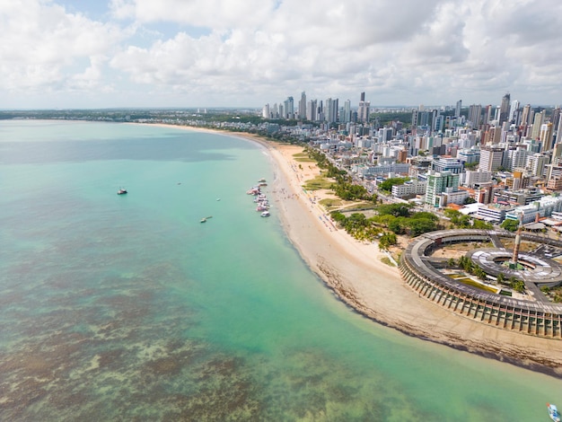 Foto della zona della spiaggia di Cabo Branco nella città di João Pessoa, Paraiba, Brasile.