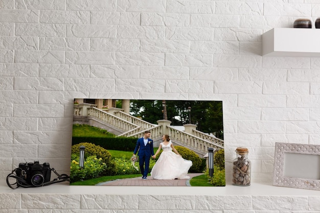 Foto di matrimonio con una giovane coppia