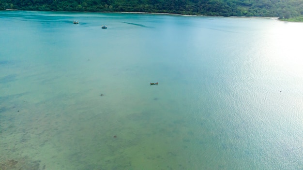 Foto La bellezza della spiaggia sulla punta di Sumatra Aceh Indonesia