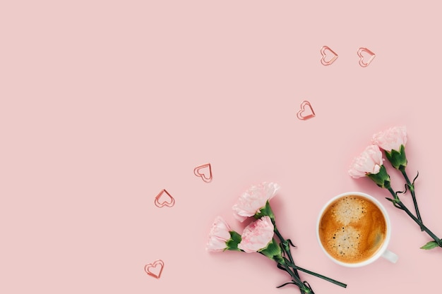 Foto romantica nei toni del rosa