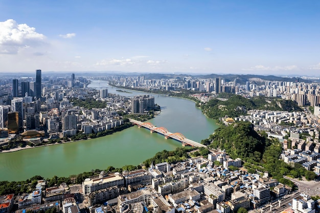 Fotografia aerea Cina Liuzhou skyline di architettura della città