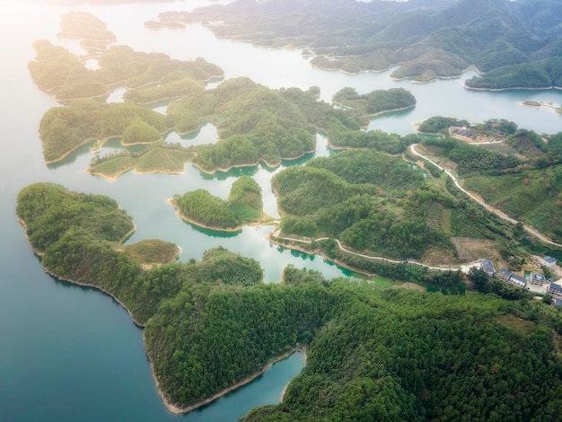 Fotografia aerea dello scenario naturale di Hangzhou Qiandao Lake