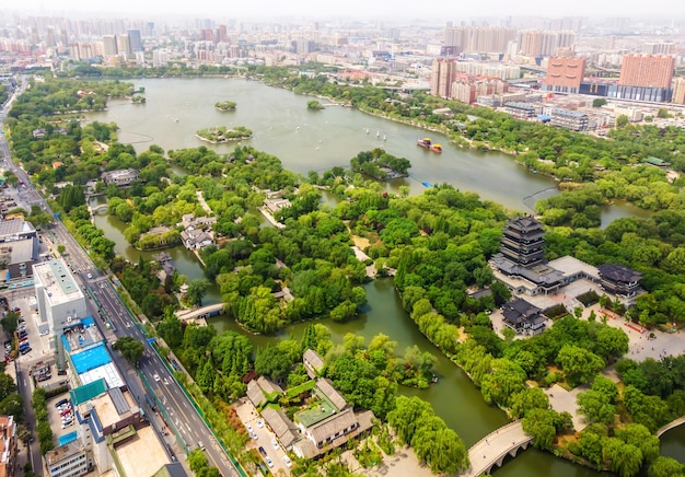 Fotografia aerea di Jinan Daming Lake Park