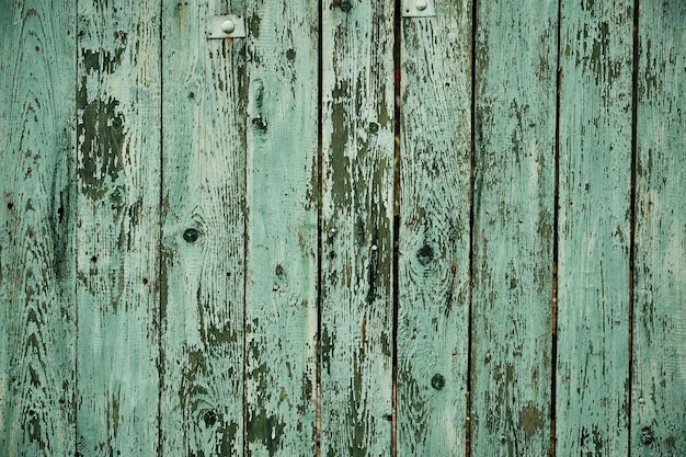 Fotografia completa di una vecchia recinzione di legno