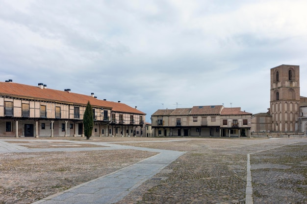 Fotografia di Plaza de la Villa nella città spagnola di Arevalo