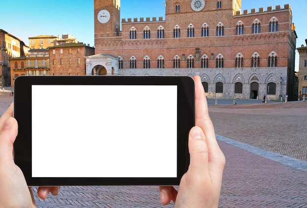 Fotografie turistiche Piazza del Campo a Siena Italia