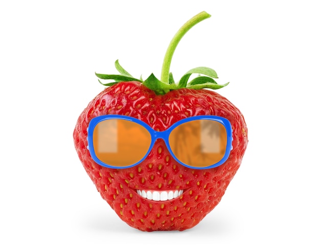 Fragola con occhiali da sole Concetto divertente