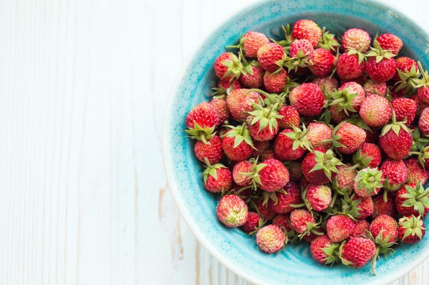 fragole in una ciotola