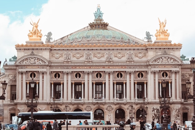 Francia Parigi 17 giugno 2011 Facciata dell'Opera o Palazzo Garnier Parigi