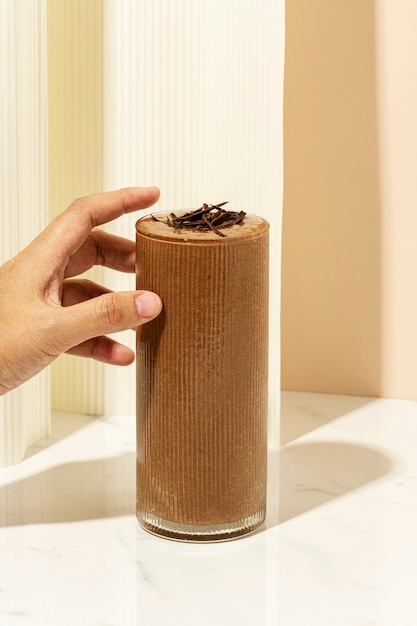 Frappè al cioccolato fondente in scaglie