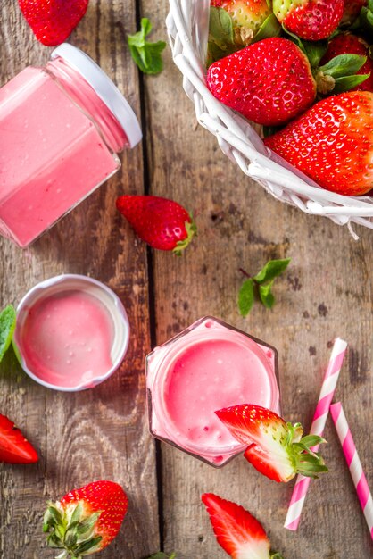 Frappè alla fragola in bottiglia