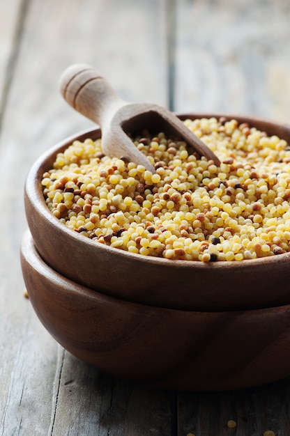 Fregola di pasta sarda cruda