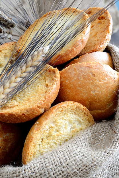 Freselle di pane nel sacco