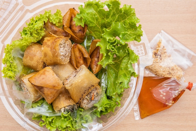 Fried Spring Rolls in scatola