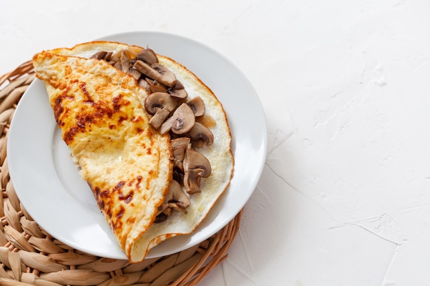 Frittata in stile rustico con funghi