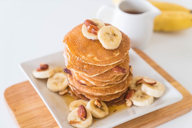 frittella di banana alle mandorle